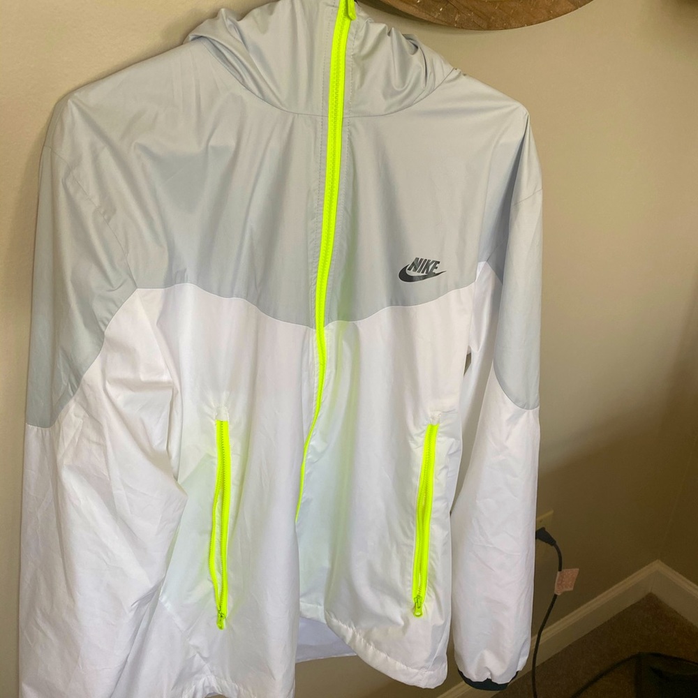 Nike windbreaker running jacket